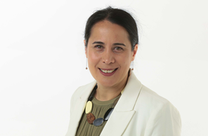 KFO-Khach moi su kien ba Tredene