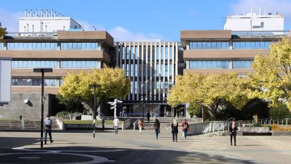 học phí đại học Massey